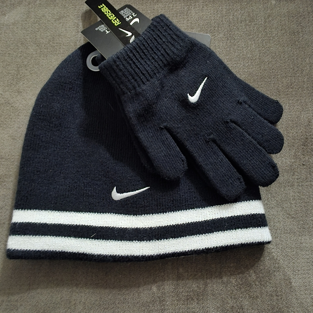 Nike Black and White Boy's  Youth Beanie and Gloves Set